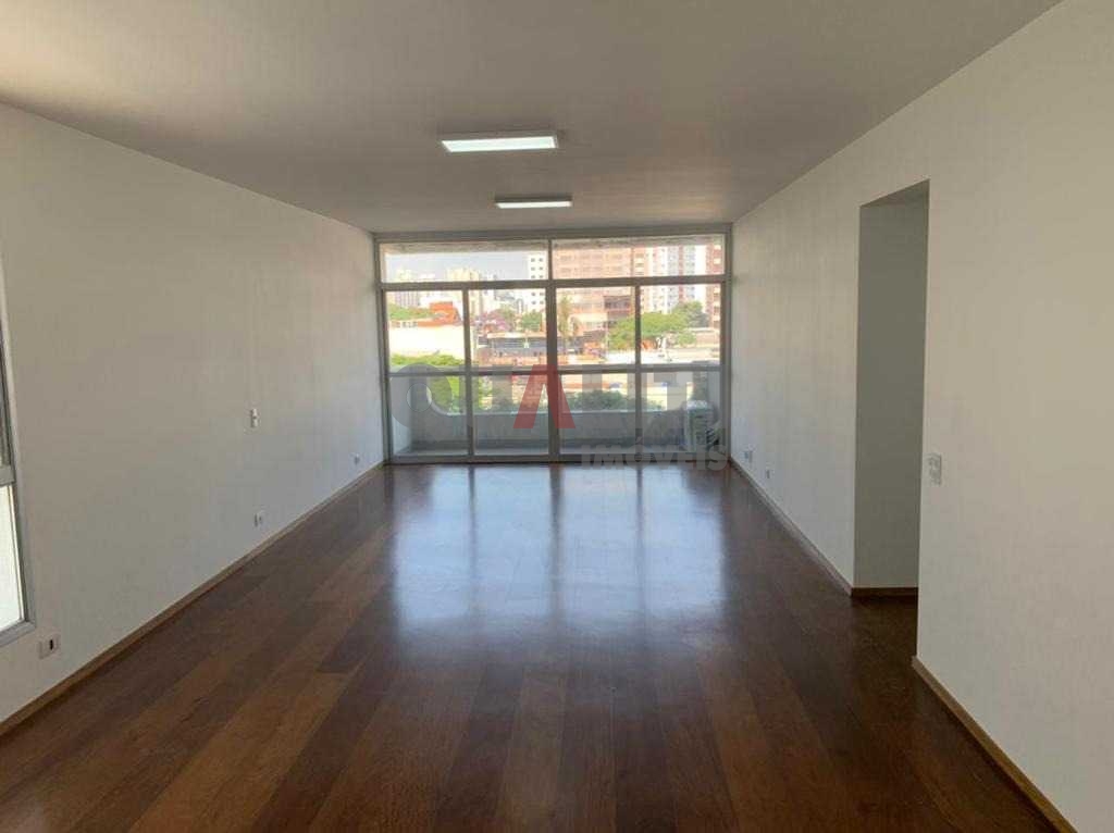 Apartamento reformado em moema é com a qualiti imoveis