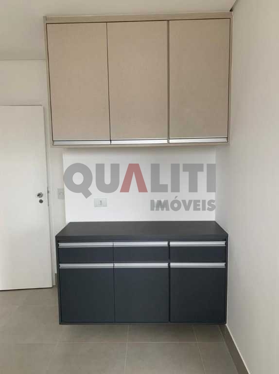 Exelente para vender no bairro de Campo Belo 3 dts 1 suite