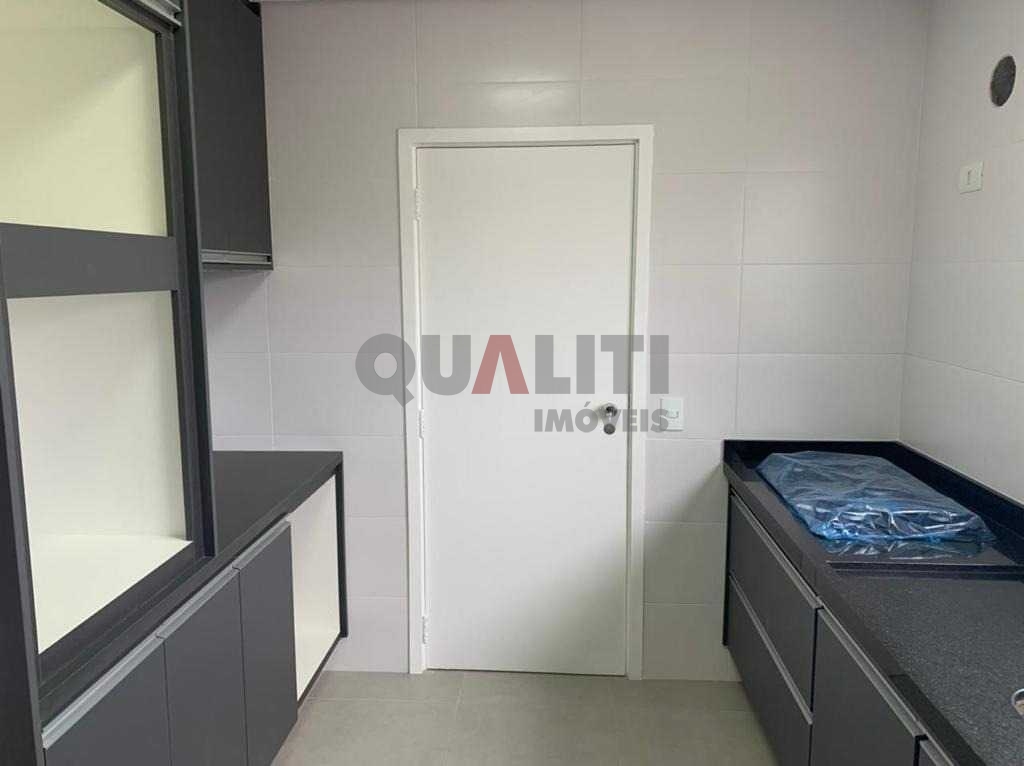 Exelente para vender no bairro de Campo Belo 3 dts 1 suite
