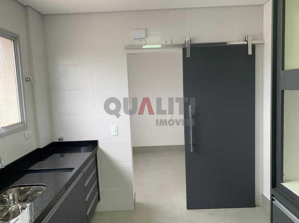 Exelente para vender no bairro de Campo Belo 3 dts 1 suite