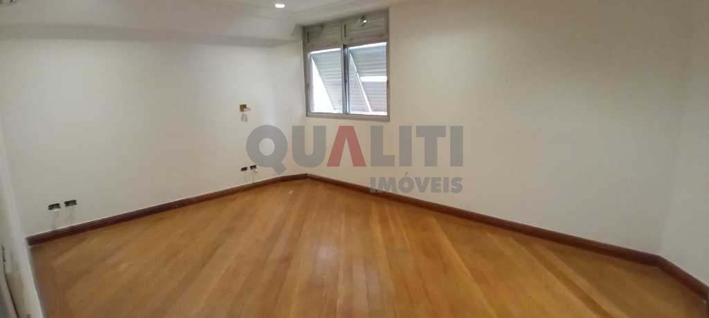 Apartamento alto padrão um por andar para Locação e Venda , 280 m², 3 dormitórios, 1 suíte, 2 garagens em Moema Pássaros.