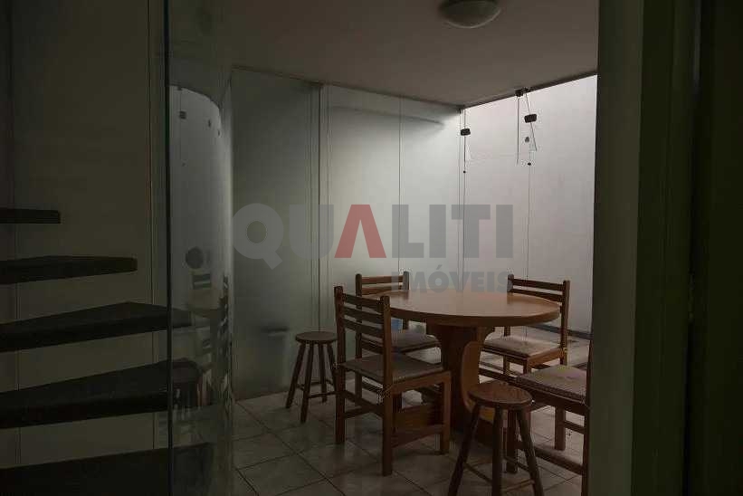 Imóvel Casa Comercial 200 m² para Locação e Venda em Moema com 4 quartos e 4 banheiros e 2 vagas