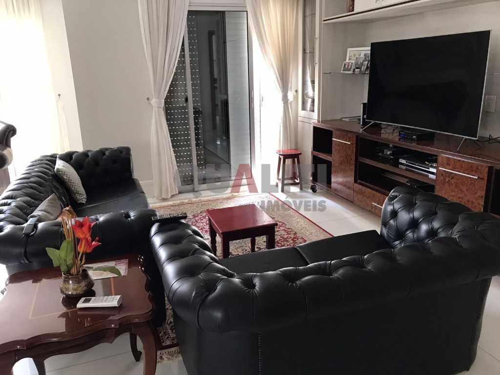 Apartamento para locação e venda com 215 m², 3 quartos, 1 suíte, closet, 2 vagas no Itaim Bibi