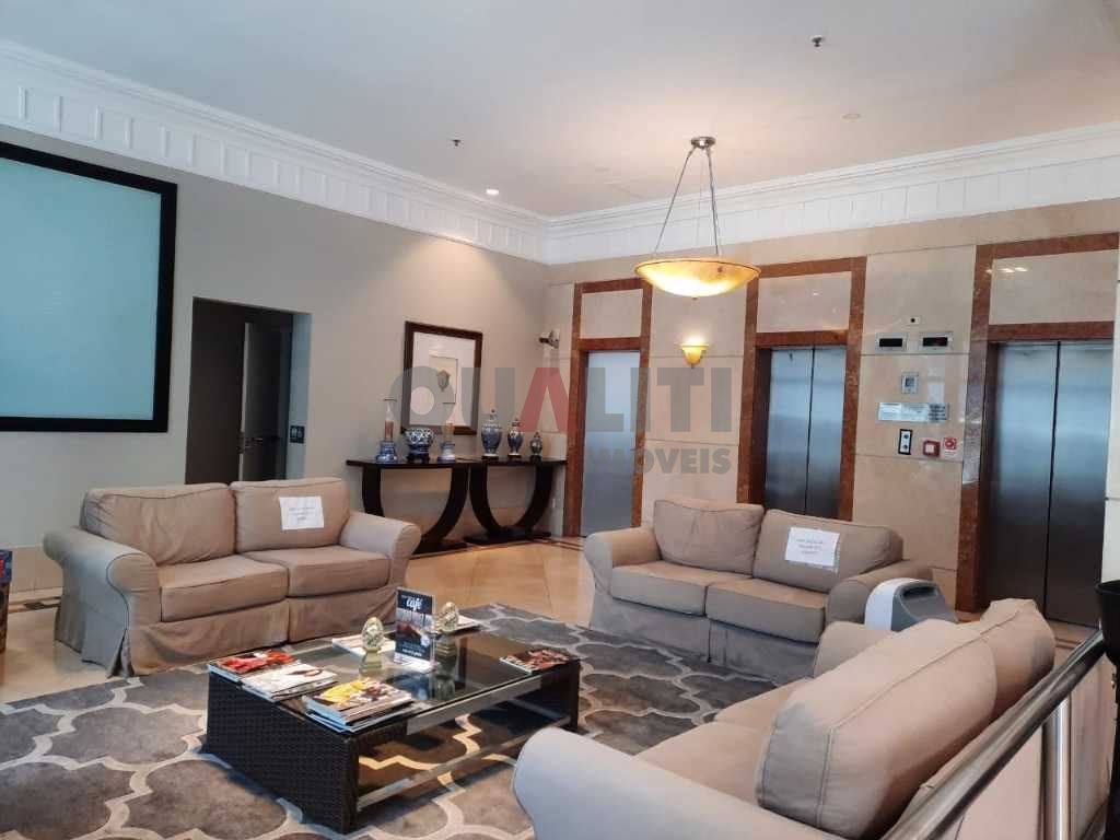Conjunto comercial para locação na Vila Nova Conceição com 63 m² úteis, copa, 2 banheiros, ar condicionado, 3 vagas de garagem e baixa taxa de condomínio.