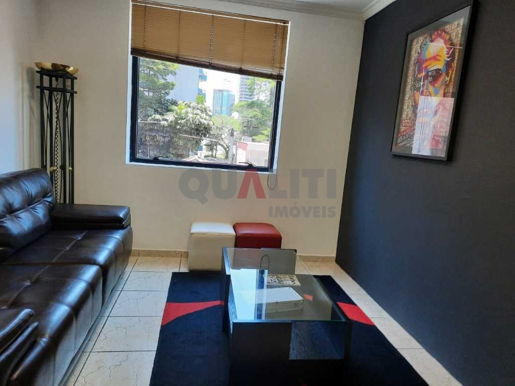 Conjunto comercial para locação na Vila Nova Conceição com 63 m² úteis, copa, 2 banheiros, ar condicionado, 3 vagas de garagem e baixa taxa de condomínio.