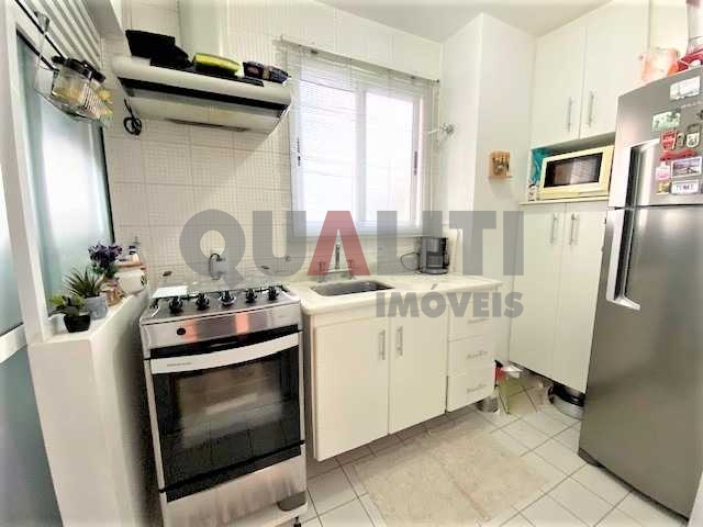 Duplex 2 dorm Itaim Bibi na melhor localização, lavabo, ar condicionado, moderno, lazer com piscina raia.