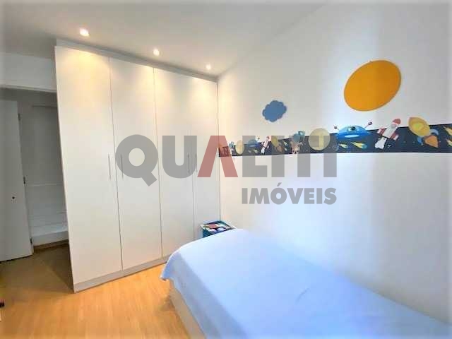 Duplex 2 dorm Itaim Bibi na melhor localização, lavabo, ar condicionado, moderno, lazer com piscina raia.