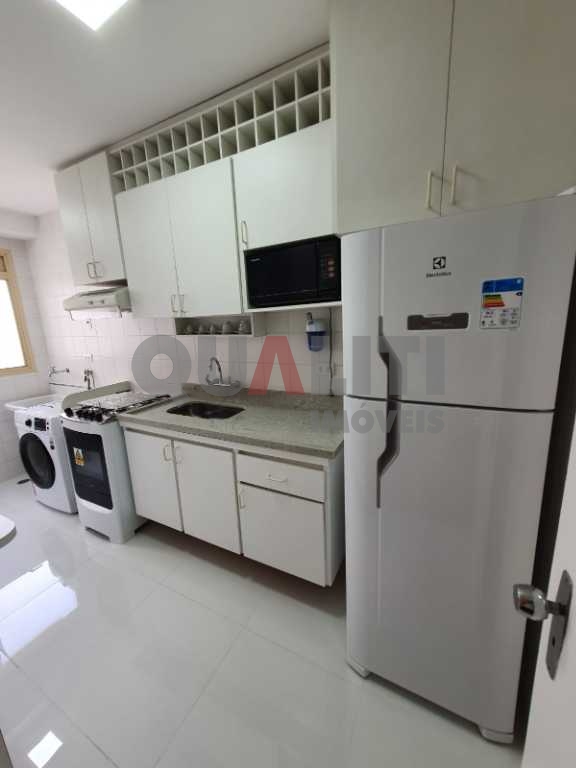 Apartamento em Moema Pássaros com 65m² 2 dormitórios, 2 banheiros e 1 vaga de garagem.