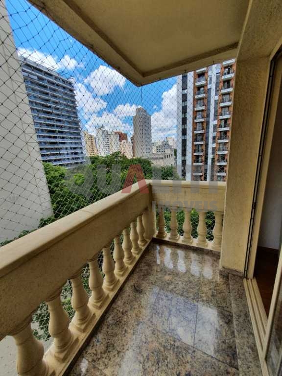 Apartamento em Moema Pássaros com 65m² 2 dormitórios, 2 banheiros e 1 vaga de garagem.