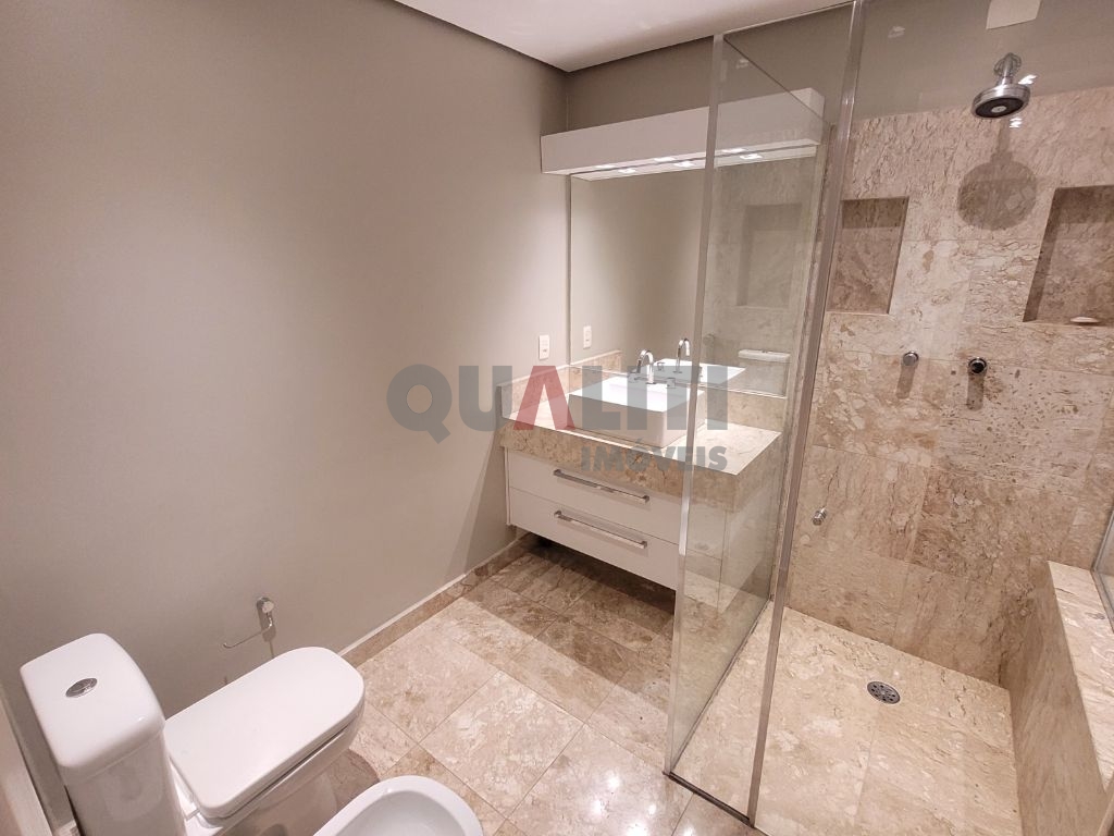 Apartamento Duplex alto padrão para Venda com 200 m², 3 quartos, 3 suítes. 3 closets, varanda e 2 vagas no Brooklin