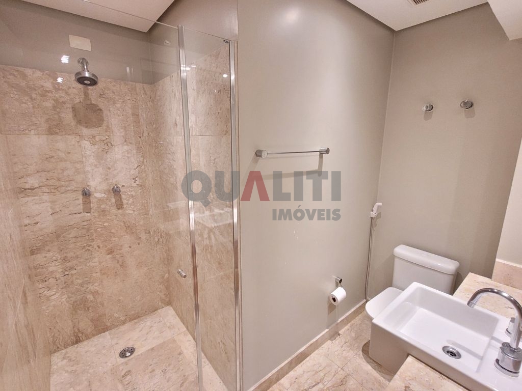 Apartamento Duplex alto padrão para Venda com 200 m², 3 quartos, 3 suítes. 3 closets, varanda e 2 vagas no Brooklin