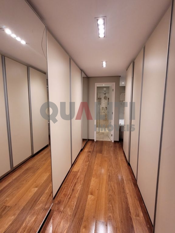 Apartamento Duplex alto padrão para Venda com 200 m², 3 quartos, 3 suítes. 3 closets, varanda e 2 vagas no Brooklin