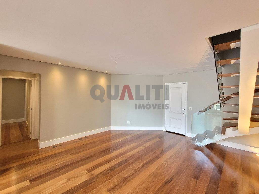 Apartamento Duplex alto padrão para Venda com 200 m², 3 quartos, 3 suítes. 3 closets, varanda e 2 vagas no Brooklin