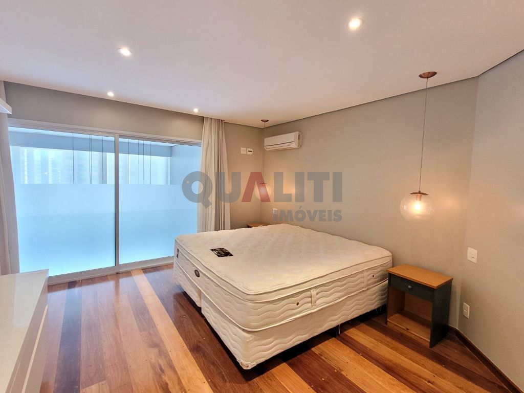 Apartamento Duplex alto padrão para Venda com 200 m², 3 quartos, 3 suítes. 3 closets, varanda e 2 vagas no Brooklin