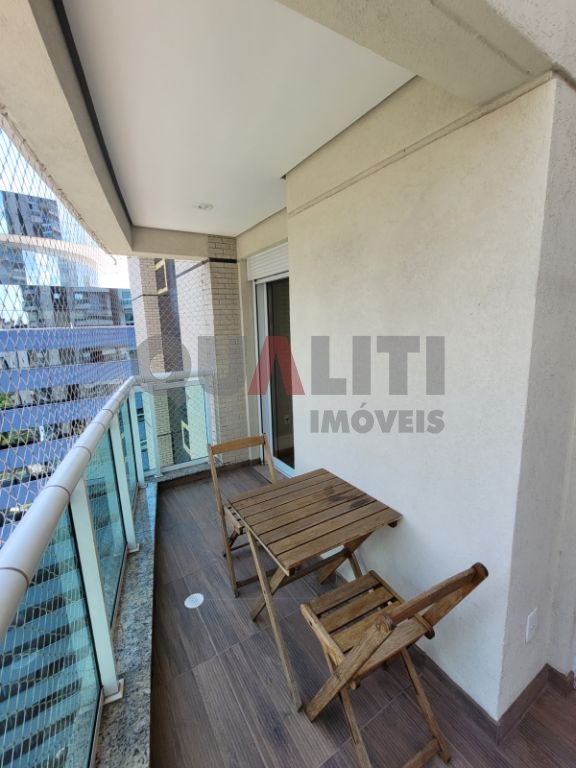 Apartamento Duplex alto padrão para Venda com 200 m², 3 quartos, 3 suítes. 3 closets, varanda e 2 vagas no Brooklin
