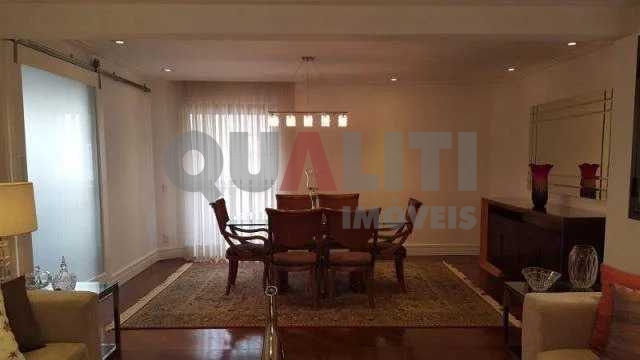 Apartamento com 4 dormitórios pra venda no Campo Belo São Paulo