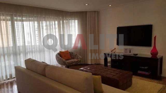 Apartamento com 4 dormitórios pra venda no Campo Belo São Paulo