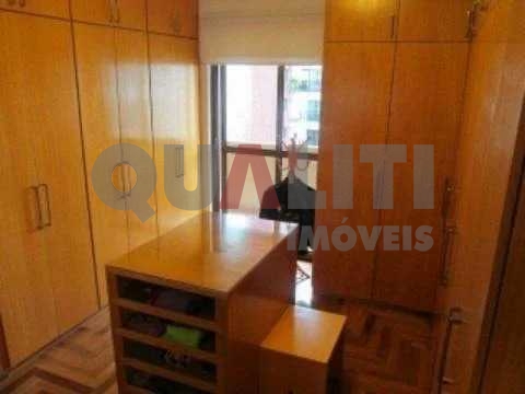 Apartamento com 4 dormitórios pra venda no Campo Belo São Paulo