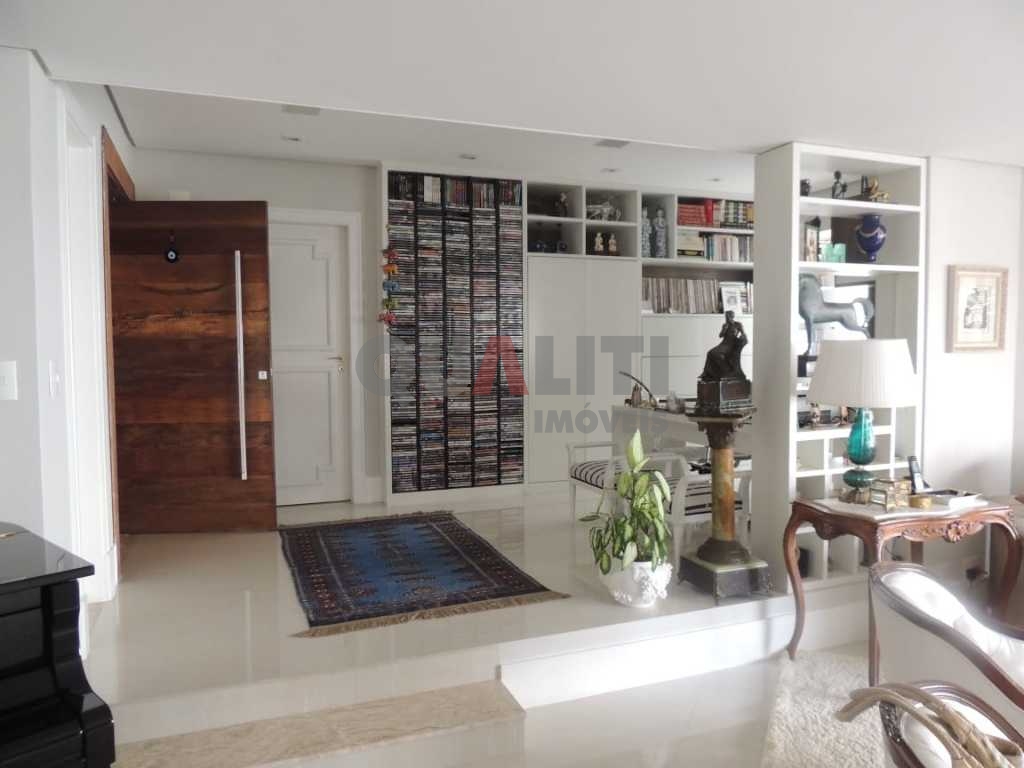 Apartamento para venda e locação com 3 suites no Campo Belo