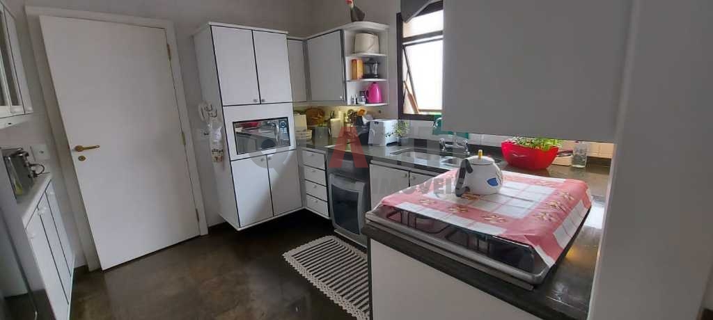 Apartamento para venda e locação com 3 suites no Campo Belo