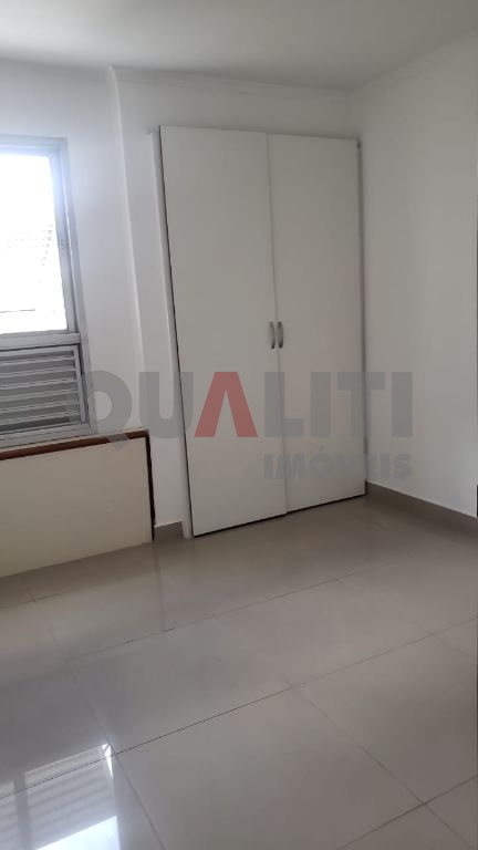 Apartamento à Venda em Moema Pássaros com 110 m², 3 quartos, 1 suíte, 1 vaga. Oportunidade!