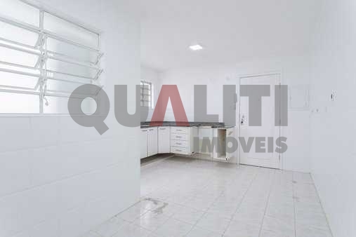 Apartamento para Venda em Moema Pássaros com 3 dormitórios