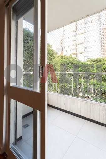Apartamento para Venda em Moema Pássaros com 3 dormitórios
