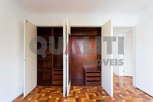 Apartamento para Venda em Moema Pássaros com 3 dormitórios