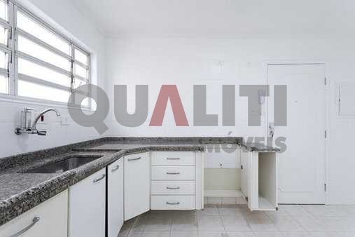 Apartamento para Venda em Moema Pássaros com 3 dormitórios