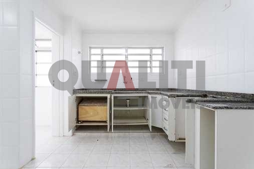 Apartamento para Venda em Moema Pássaros com 3 dormitórios