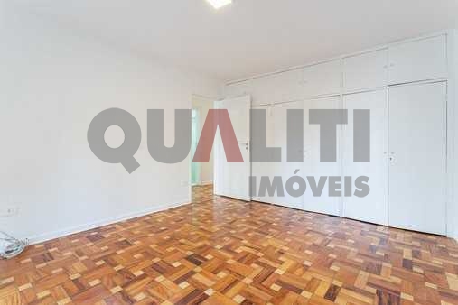 Apartamento para Venda em Moema Pássaros com 3 dormitórios