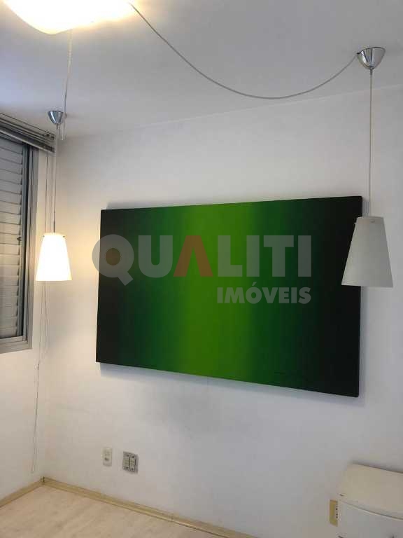 Apartamento duplex semi-mobiliado, fora da rota, com 2 suítes, 73 m² e lazer para Venda em Moema.