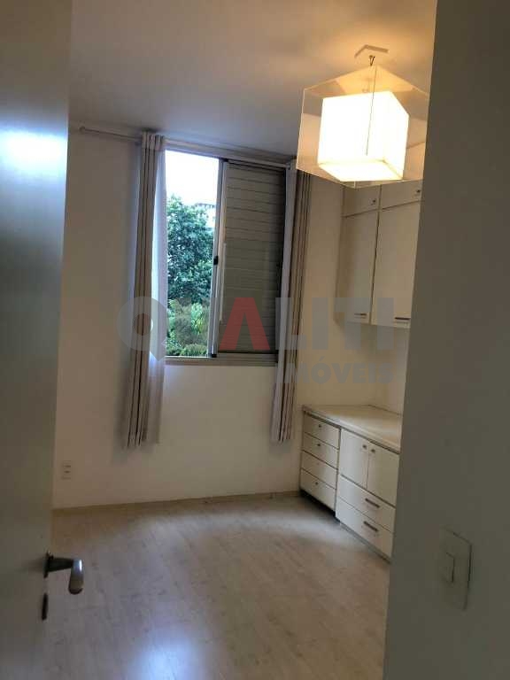 Apartamento duplex semi-mobiliado, fora da rota, com 2 suítes, 73 m² e lazer para Venda em Moema.