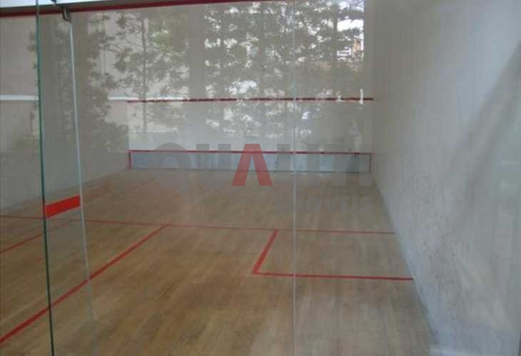 Apartamento duplex semi-mobiliado, fora da rota, com 2 suítes, 73 m² e lazer para Venda em Moema.