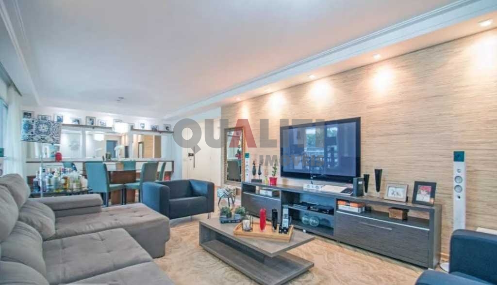 Apartamento com 143m² para venda na Chácara Santo Antônio.