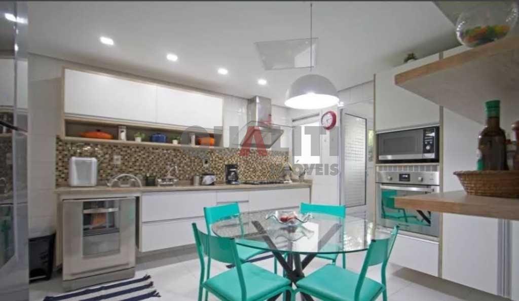 Apartamento com 143m² para venda na Chácara Santo Antônio.