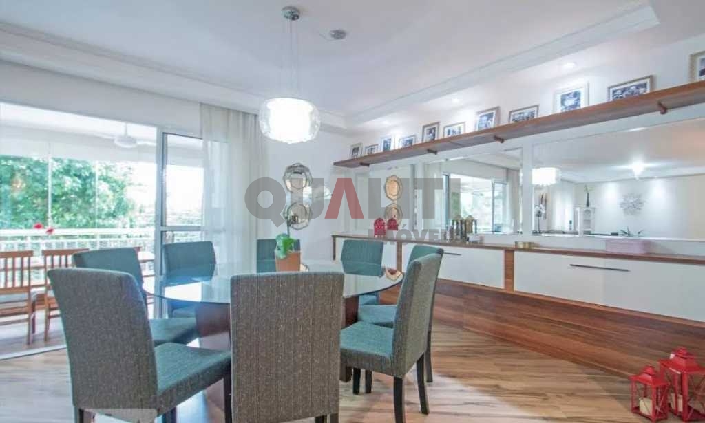 Apartamento com 143m² para venda na Chácara Santo Antônio.