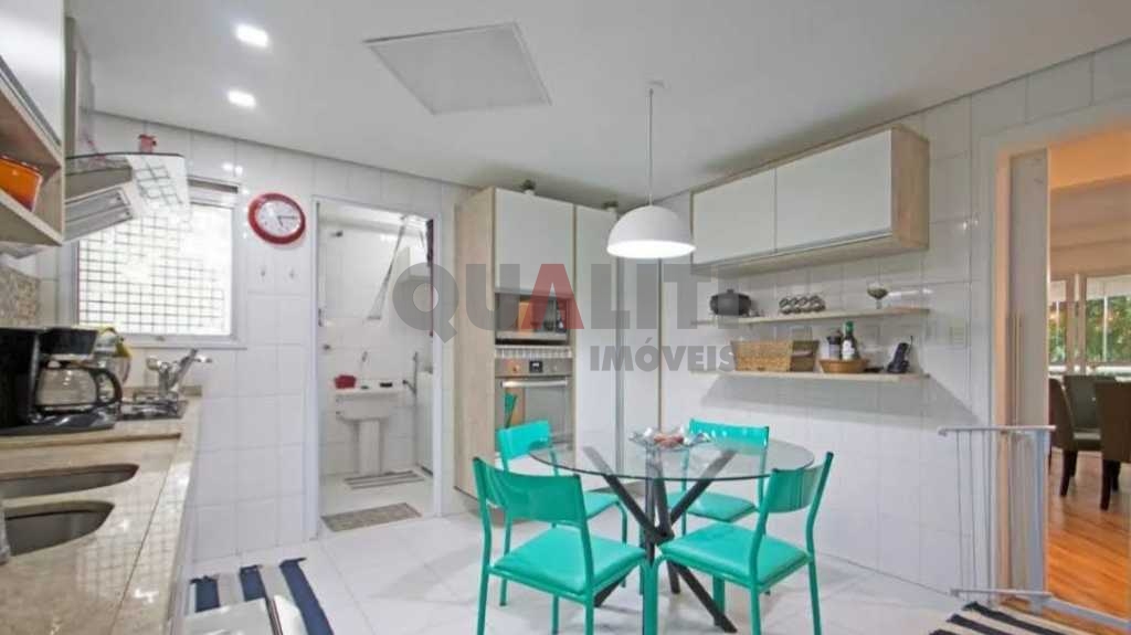 Apartamento com 143m² para venda na Chácara Santo Antônio.