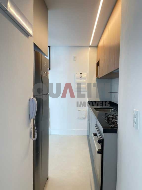 Apartamento novo com armários, 2 suítes, 75 m² e lazer para venda na Vila Olímpia.