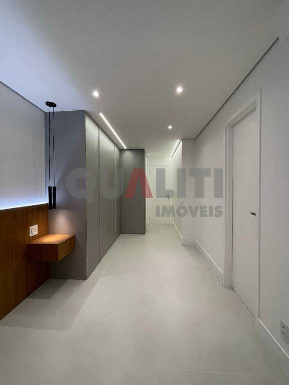 Apartamento novo com armários, 2 suítes, 75 m² e lazer para venda na Vila Olímpia.
