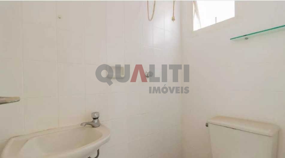 Apartamento para locação em Campo Belo/SP.