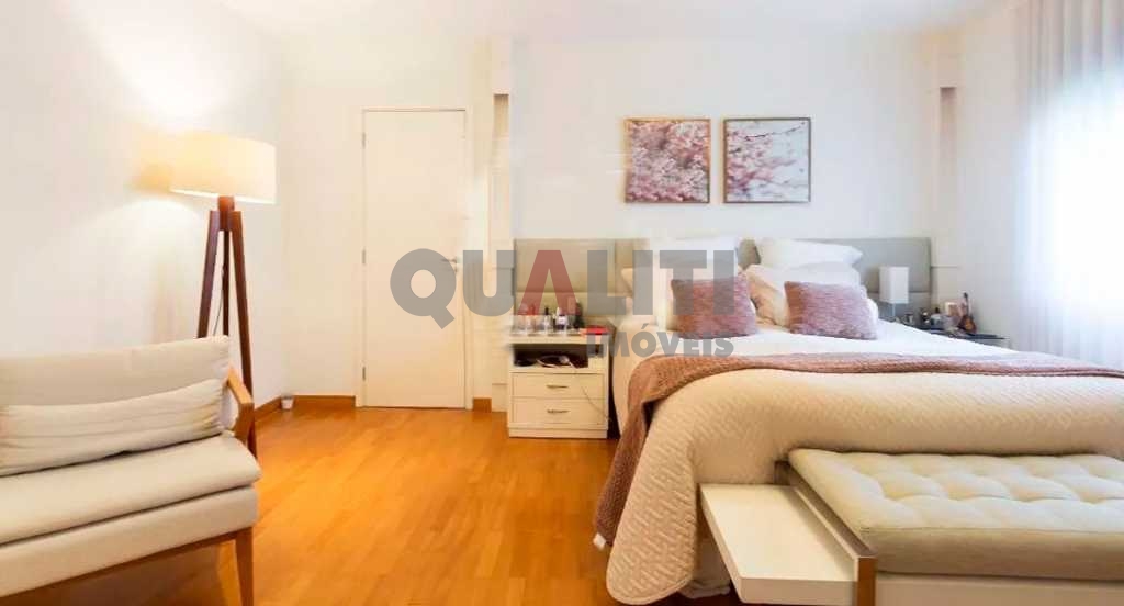 Apartamento à venda na Vila Nova Conceição.