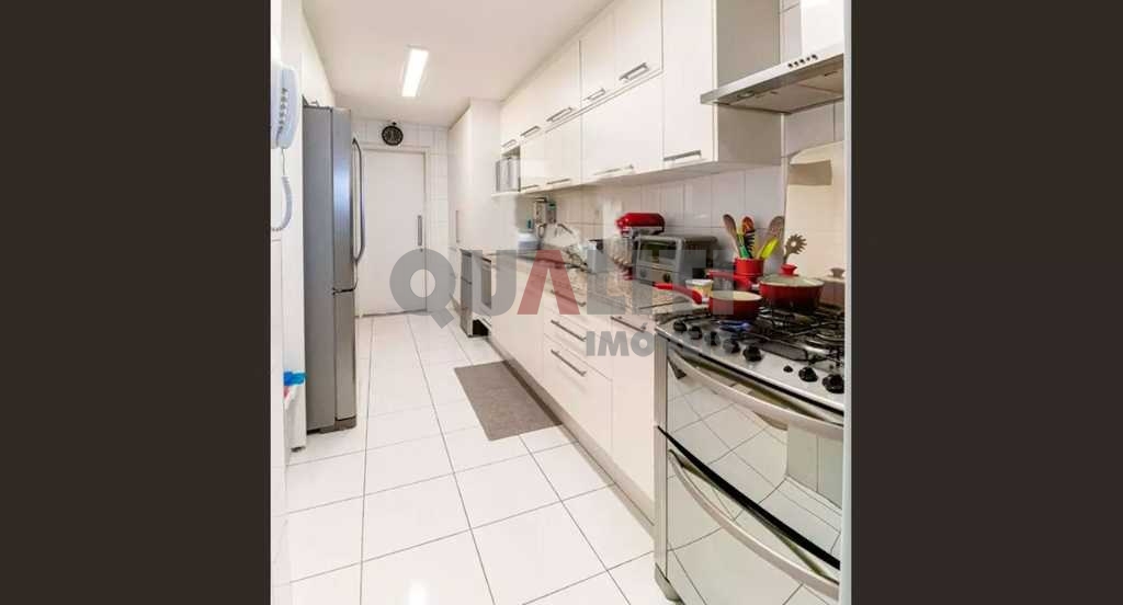 Apartamento à venda na Vila Nova Conceição.