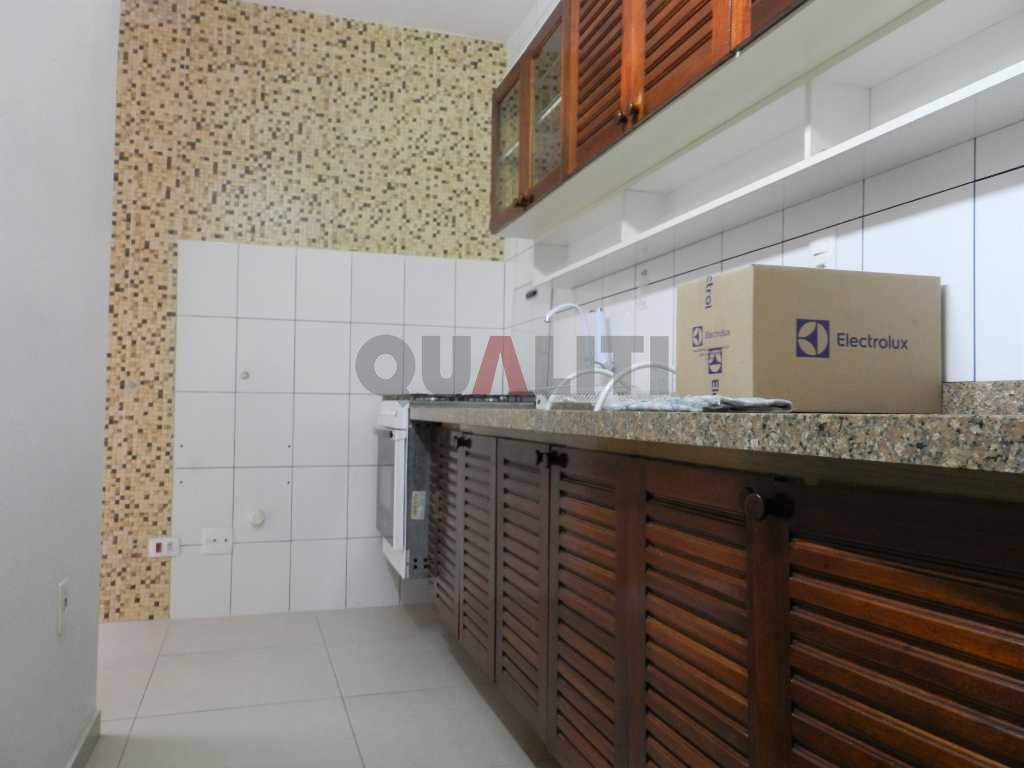 Sobrado a venda ou aluguel na Vila Olímpia