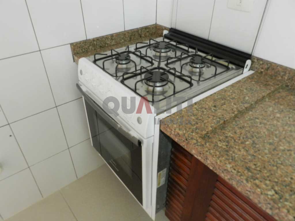 Sobrado a venda ou aluguel na Vila Olímpia