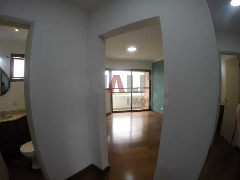 Apartamento a venda na Vila Mariana.