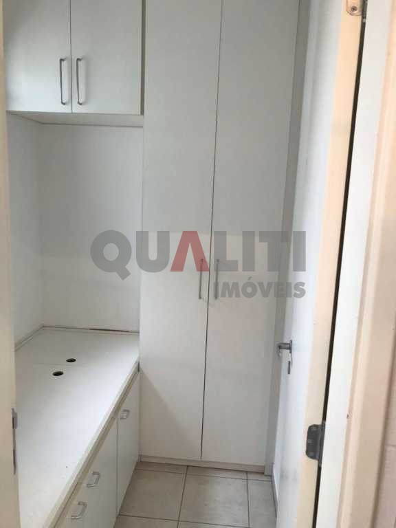 Apartamento próximo Berrini com 3 dormitórios, 3 vagas, 104 m², lazer e condomínio baixo para venda na Chácara Santo Antônio.