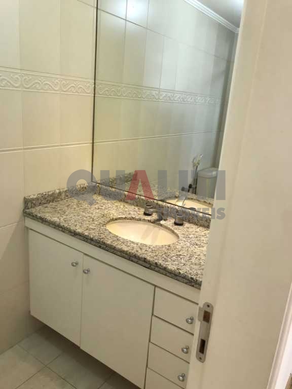 Apartamento próximo Berrini com 3 dormitórios, 3 vagas, 104 m², lazer e condomínio baixo para venda na Chácara Santo Antônio.