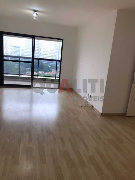 Apartamento próximo Berrini com 3 dormitórios, 3 vagas, 104 m², lazer e condomínio baixo para venda na Chácara Santo Antônio.