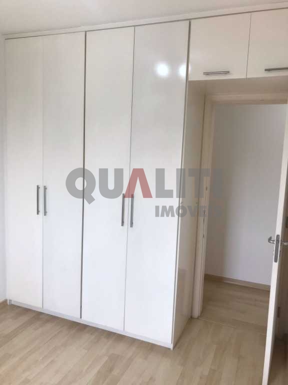 Apartamento próximo Berrini com 3 dormitórios, 3 vagas, 104 m², lazer e condomínio baixo para venda na Chácara Santo Antônio.